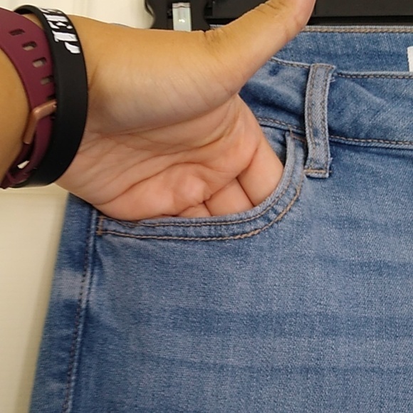 Cello Mid Rise Fringed Hem Crop Skinny Jeans - Picture 7 of 15